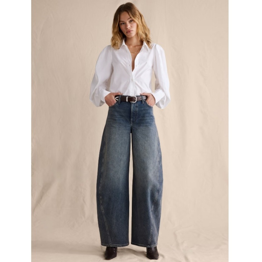 Banana Republic High-Rise Barrel Leg Jeans Premium Medium Wash Denim Blue 6